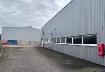 Location activité/entrepôt - 1860 m²