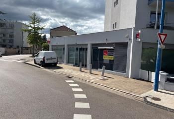 Bureaux à louer Roanne - Rez-de-chaussée avec deux accès sécurisés