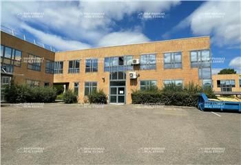 Bâtiment d'activité/bureaux à vendre Montigny-le-Bretonneux