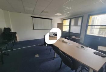 Location bureaux Rezé - Proche Tram et Bus Place du 8 Mai