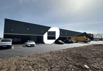 Location activité/entrepôt - 716 m²