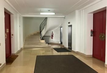 Location bureaux Paris 8 - Proximité Champs-Élysées et Métro