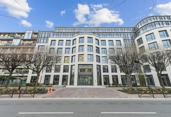 Location bureaux Levallois-Perret - Proche transports en commun