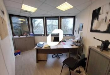 Location bureaux Bruges, proche transports en commun et autoroute