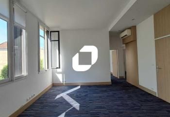 Location bureaux Bordeaux - Quartier Saint-Bruno, proche Tram Hôtel de Police