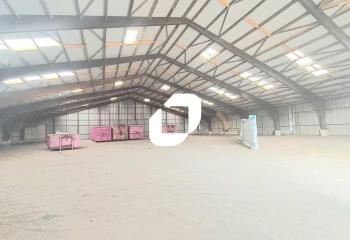Location entrepôt Bassens - Proximité A10