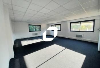 Location bureaux Tresses - Proche rocade et Tram D