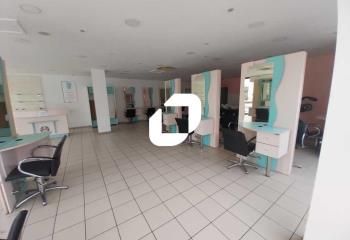 Local commercial à louer Saint-Médard-en-Jalles centre-ville