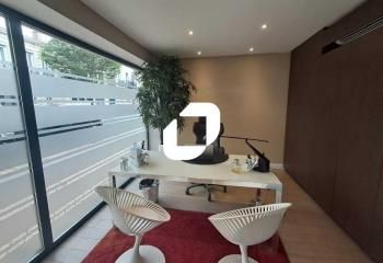 Vente bureaux Bordeaux Caudéran - Proche bus et avenue passante