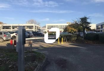 Location bureaux Bordeaux Lac - Proche tramway et bus