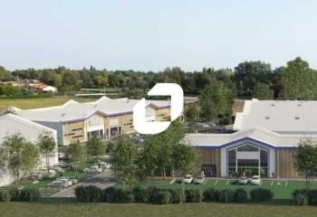 Local d'activité à louer Virsac - Embranchement A10/RN10