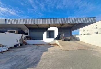 Local d'activité à louer Bordeaux rive droite - Bus lignes 6, 25, 28, 54, 60