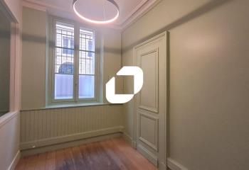 Bureaux à vendre Bordeaux - Quartier des Quinconces, proche tram