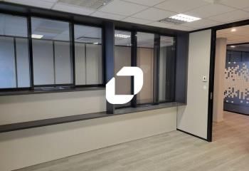Location bureaux Mérignac - Parc Kennedy, proche tramway