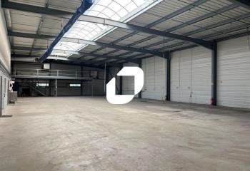 Local d'activité à louer Saint-Médard-en-Jalles - Proche bus