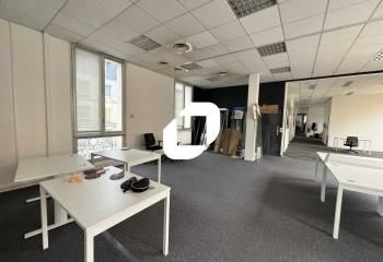 Bureaux à louer Bordeaux - Proche Place Gambetta, tram et bus