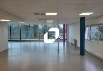 Location bureaux Mérignac - Parc clos et sécurisé, proche tram et aéroport