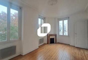 Location bureaux Bordeaux - Place Paul Doumer proche tram & bus