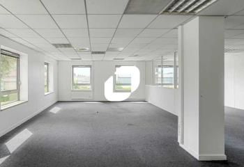 Location bureaux Limonest - Proche autoroute A6 et TCL