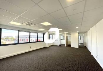 Location bureaux Meyzieu - Proche rocade Est et A46