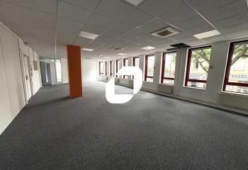 Location bureaux Lyon 7 - Proche transports et commerces