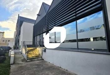 Location bureaux Lyon 9 - Proche métro D, autoroute et gare