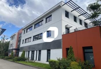 Location bureaux Saint-Priest - Proche A43, Tram T2 et Aéroport Saint-Exupéry