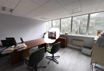 Bureaux à vendre Lyon 3 - Proche métro, tramway et gare Part-Dieu