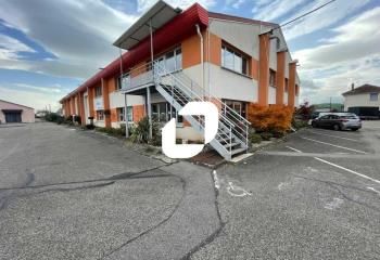 Location bureaux Décines-Charpieu - Proche tramway et périphérique