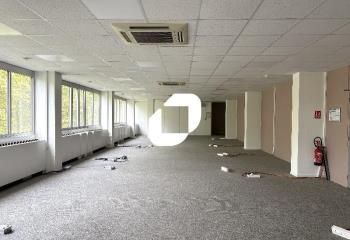 Location bureaux Lyon 3 - Proche Part-Dieu, métro, bus, tramway