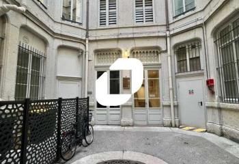 Location bureaux Lyon 2 - Proche métro et gare Perrache