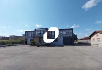 Local d'activité à louer Décines-Charpieu - Proximité tram et autoroutes