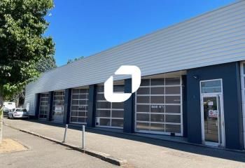 Locaux d'activités à louer Vénissieux - Visibilité et accès bus