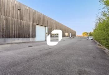 Local d'activité à louer Saint-Priest - Proximité rocade et autoroutes