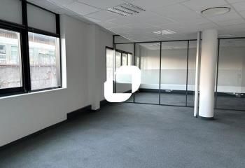 Location bureaux Lyon 7 - Proche tram, bus et gare Jean-Macé