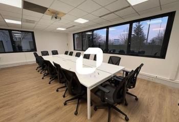 Location bureaux Bron - Proche autoroute A43, tramway T2 et aéroport