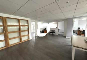 Vente bureaux Lyon 3 - Proche métro B, tramway T1 et gare Part-Dieu