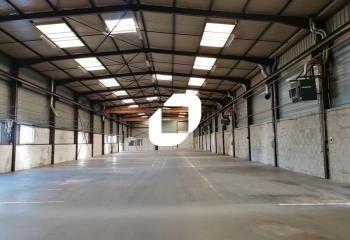 Location local d'activité Belleville-en-Beaujolais - Proche A6 et gare