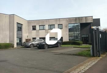 Vente bureaux indépendants à Marcq-en-Baroeul, proche A22, tramway et parking