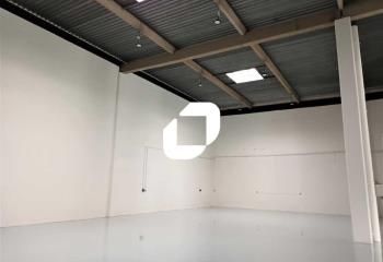 Local d'activité à louer Villeneuve-d'Ascq - Proximité A22 et transports