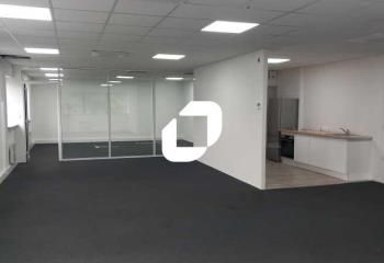 Location bureaux Villeneuve-d'Ascq - Proche autoroute et commerces