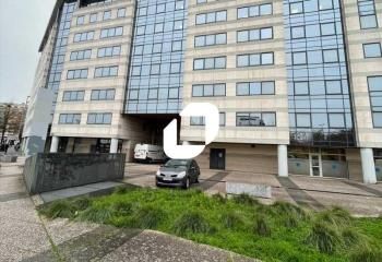 Location bureaux Roubaix - Proche métro, tramway et bus