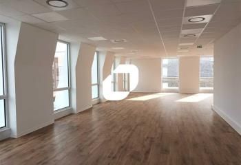 Location bureaux Villeneuve-d'Ascq - Proche métro, bus, tram et autoroute