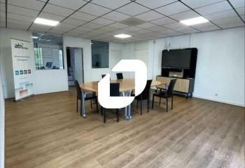 Location bureaux Meylan - Proche bus, tramway, route et autoroute