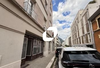 Location bureau Grenoble - Quartier Saint Bruno - Proche tram