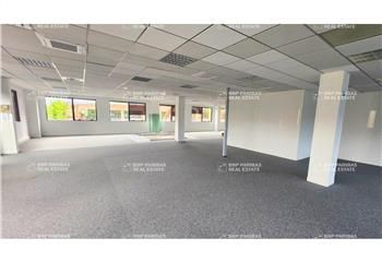 Location bureaux Saint-Thibault-des-Vignes - Proche RER A et bus
