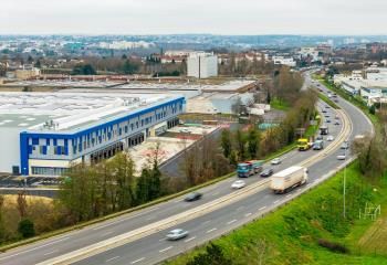 Location entrepôt Conflans-Sainte-Honorine - Proche transports