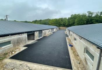 Location local d'activité Montagny-en-Vexin - Parc en rénovation