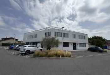 Location bureaux La Salvetat-Saint-Gilles - Proche commerces et services