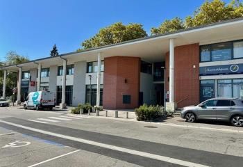 Location bureau Saint-Jean - Proche bus L73 et L68